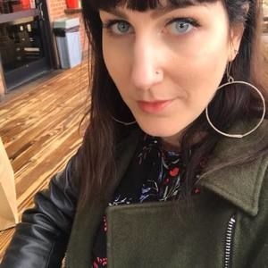 Meet your Posher, Adriane